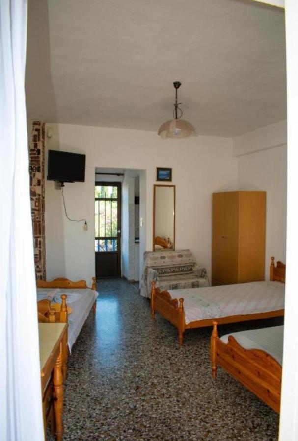 Efterpi Aggeli Apartment Loutrópolis Thermís Exterior foto